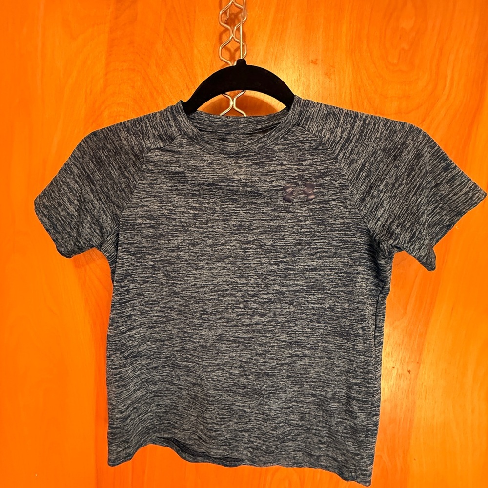Under Armour Kids Charcoal Short Sleeve Tee